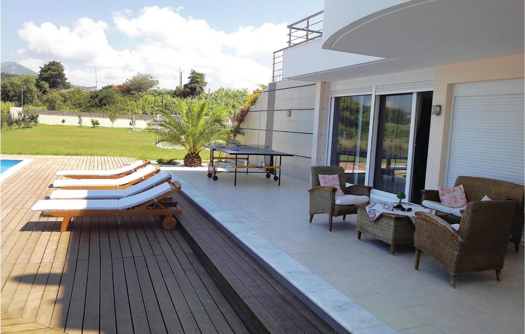 Lovely Home In Preveza With Outdoor Swimming Pool Kanali  Exteriér fotografie